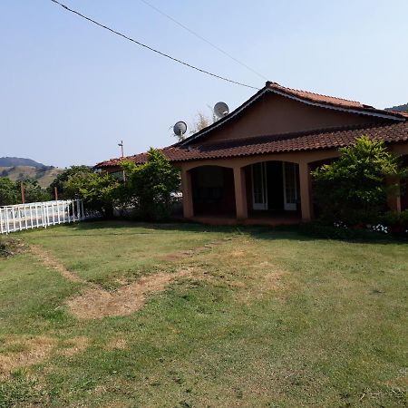 Sitio Lirio Do Vale- Munhoz, Mg Villa Dış mekan fotoğraf
