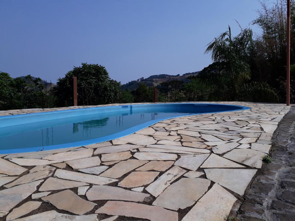 Sitio Lirio Do Vale- Munhoz, Mg Villa Dış mekan fotoğraf